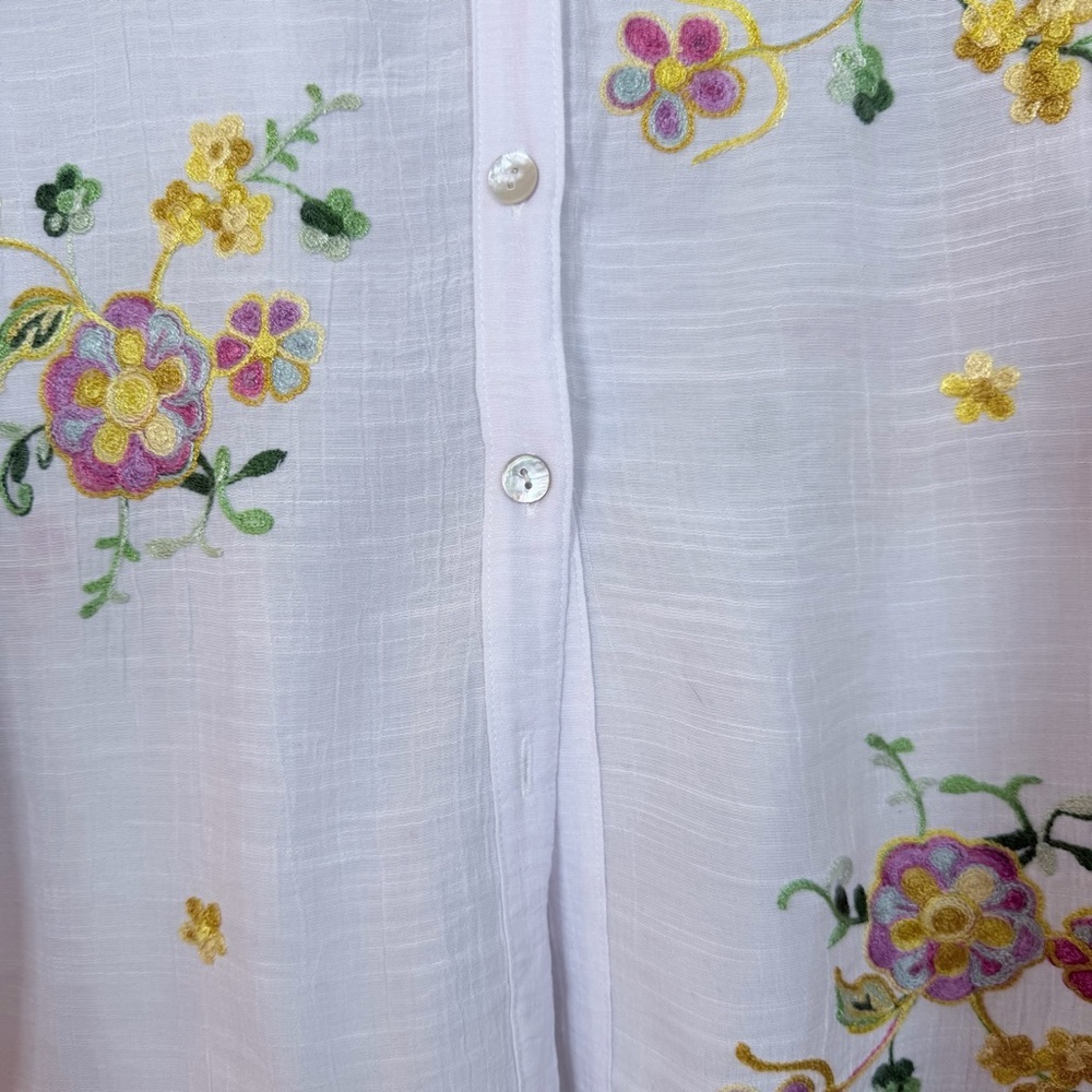 Anthropologie Fig and Flower White Sheer Floral Embroidered Boho Button Up Top L - Picture 4 of 9